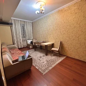 In Khirdalan 70.0 m² apartment is for rent - Image 2