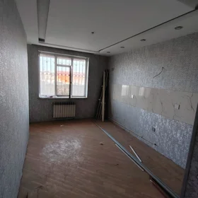In Baku 70.0 m² apartment is for sale - Image 4