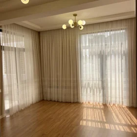 In Baku 105.0 m² apartment is for sale - Image 5