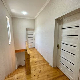In Khirdalan 150.0 m² house with 4.0 rooms is for sale - Image 4