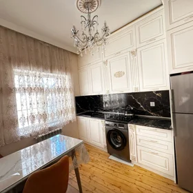 In Khirdalan 150.0 m² house with 4.0 rooms is for sale - Image 2