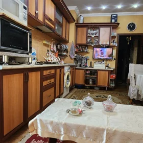 In Baku 130.0 m² apartment is for sale - Image 4
