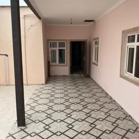 In Khirdalan 130.0 m² house with 5.0 rooms is for sale - Image 4