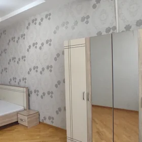 In Baku 72.0 m² apartment is for rent - Image 2