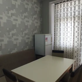 In Baku 72.0 m² apartment is for rent - Image 4