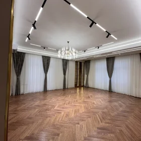 In Baku 195.0 m² apartment is for sale - Изображение 2