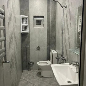 In Khirdalan 64.0 m² apartment is for rent - Image 4