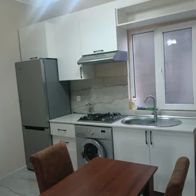 In Baku 60.0 m² apartment is for sale - Image 3