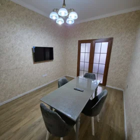 In Baku 65.0 m² apartment is for rent - Image 2