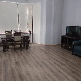 In Baku 180.0 m² apartment is for rent - Image 3