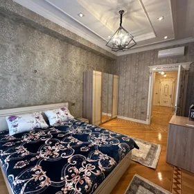 In Baku 150.0 m² apartment is for rent - Изображение 3