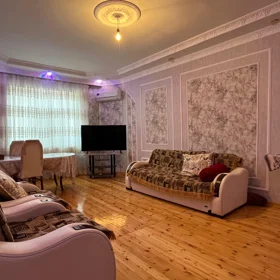 In Baku 140.0 m² house with 4.0 rooms is for sale - Изображение 3