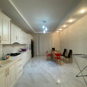 In Baku 220.0 m² apartment is for rent - Изображение 2