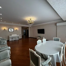 In Baku 170.0 m² apartment is for rent - Изображение 4