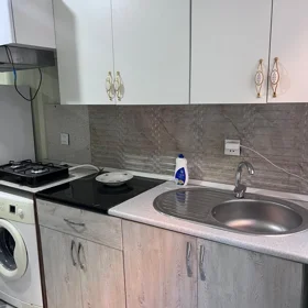 In Baku 25.0 m² house with 1.0 rooms is for rent - Image 2