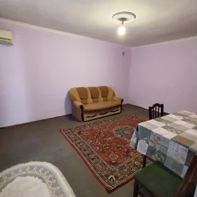 In Baku 40.0 m² house with 2.0 rooms is for rent - Image 3