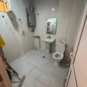 In Baku 100.0 m² apartment is for rent - Image 3