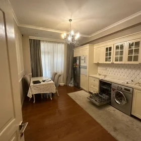 In Baku 138.0 m² apartment is for rent - Image 2