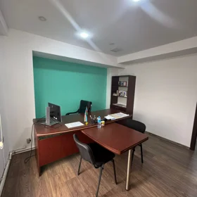 Baku-da 30.0 m2 ofis kirayə verilir - Şəkil 4