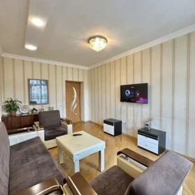 In Baku 67.0 m² apartment is for rent - Image 2