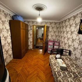 In Baku 90.0 m² apartment is for sale - Image 4