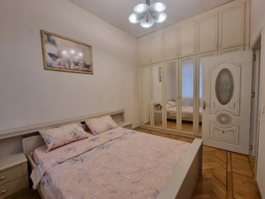 In Baku 60.0 m² apartment is for rent - Image 3