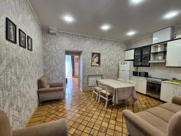 In Baku 60.0 m² apartment is for rent - Image 4