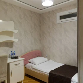 Baku-da 100.0 m2 mənzil kirayə verilir - Şəkil 4