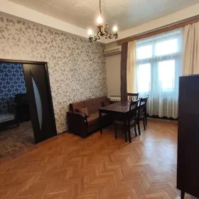 In Baku 80.0 m² apartment is for rent - Image 3