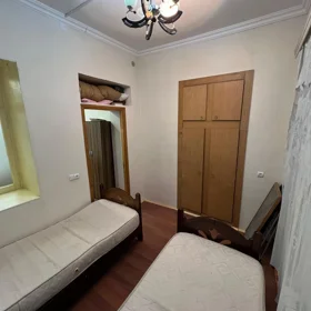 In Baku 60.0 m² house with 2.0 rooms is for sale - Image 4