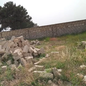 In Baku nan acre land is for sale - Image 2