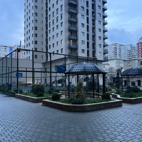 In Baku 102.0 m² apartment is for rent - Image 2