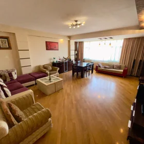 In Baku 150.0 m² apartment is for rent - Изображение 2