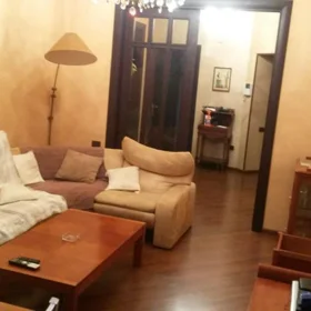 In Baku 70.0 m² apartment is for rent - Image 2