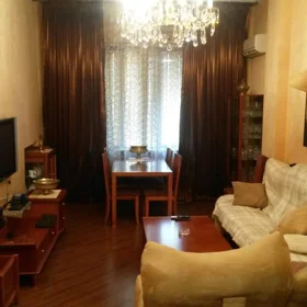 In Baku 70.0 m² apartment is for rent - Image 4