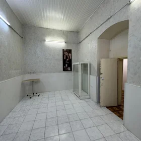 In Baku 50.0 m² commercial is for rent