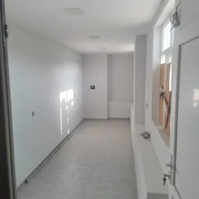 In Khirdalan 100.0 m² commercial is for rent - Image 3