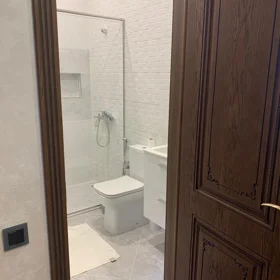 In Baku 60.0 m² apartment is for rent - Image 5