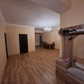 In Baku 200.0 m² apartment is for rent - Изображение 3