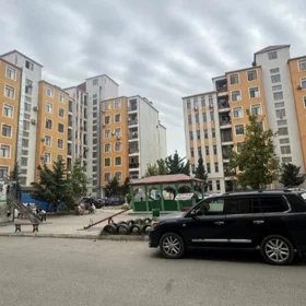 In Baku 67.0 m² apartment is for sale - Image 2