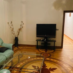 In Baku 300.0 m² office is for rent - Изображение 4