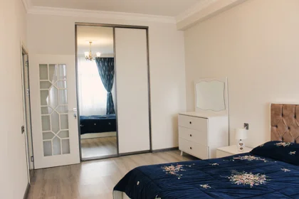 In Baku 96.0 m² apartment is for rent - Image 5