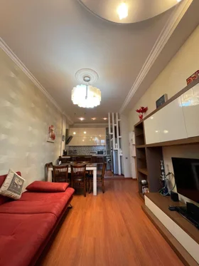 In Baku 70.0 m² apartment is for rent - Image 3