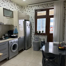 In Baku 76.0 m² apartment is for rent - Image 4