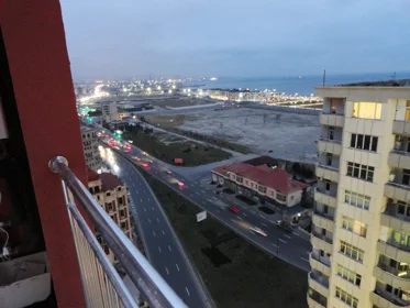 In Baku 128.0 m² apartment is for rent - Image 2