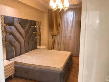 In Baku 110.0 m² apartment is for rent - Image 3