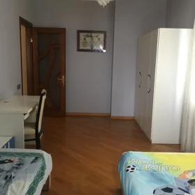 In Baku 110.0 m² apartment is for rent - Изображение 2