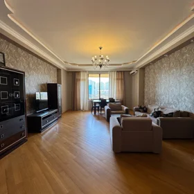 In Baku 220.0 m² apartment is for rent - Изображение 2