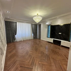 In Baku nan m² apartment is for sale - Изображение 2