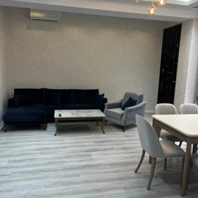 In Baku 145.0 m² apartment is for rent - Image 2